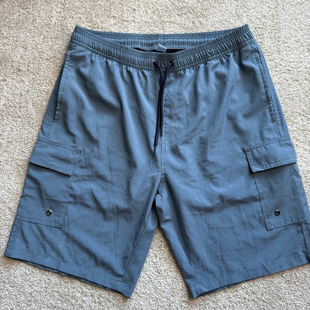 Silkworld Men’s quick dry cargo swim trunks w/ compression liner gray-blue 9” L